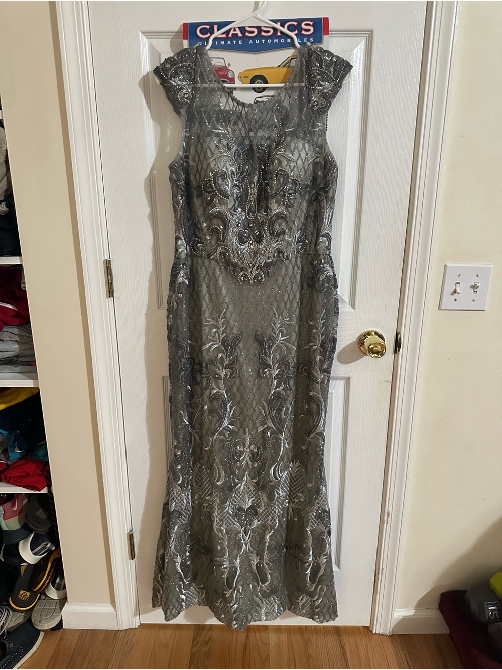 Elegant Silver Beaded Evening Dress for Women